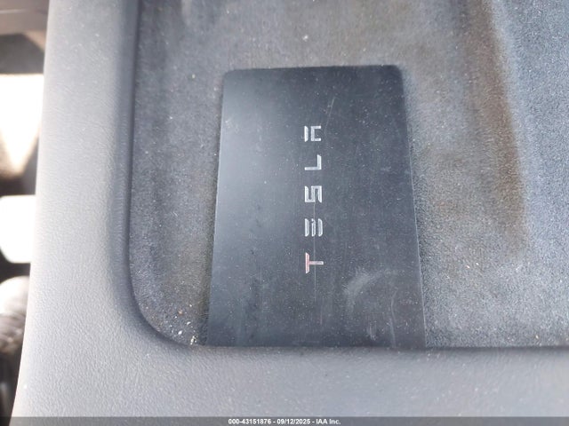 2024 TESLA MODEL Y 7SAYGDEE0RA234017 Photo 10