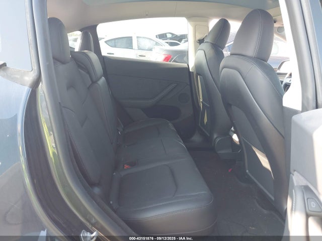2024 TESLA MODEL Y 7SAYGDEE0RA234017 Photo 7