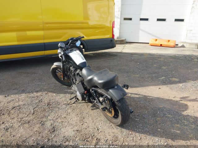 2010 HARLEY-DAVIDSON XL883 1HD4LE214AC419253 Photo 2