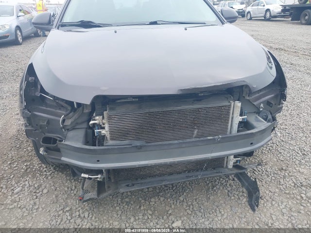 1G1PC5SB6F7263250 Chevrolet LUV