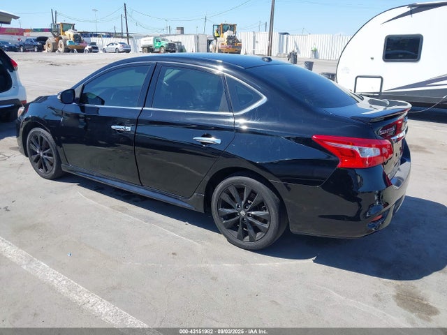 3N1AB7AP0HY300354 Nissan Sentra