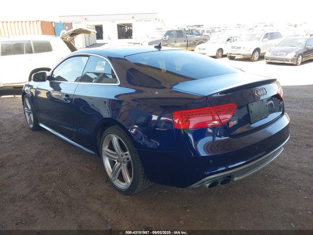 Audi S5 2014 WAUCGAFR3EA064567 Image 3