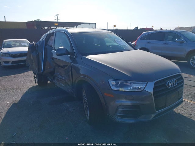 2017 AUDI Q3 WA1HCCFS5HR011016 Photo 0