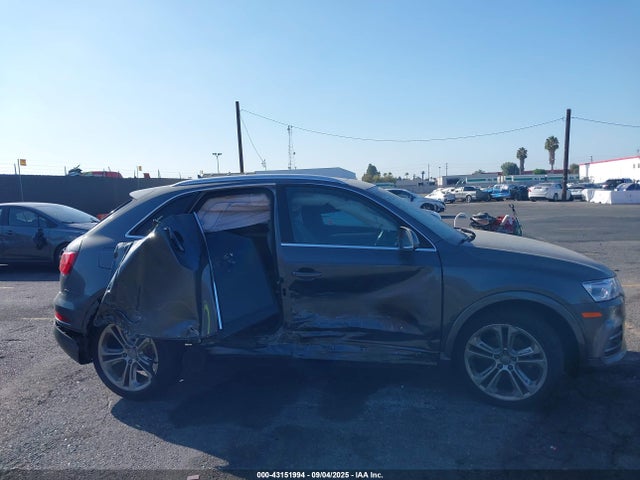 WA1HCCFS5HR011016 Audi Q3