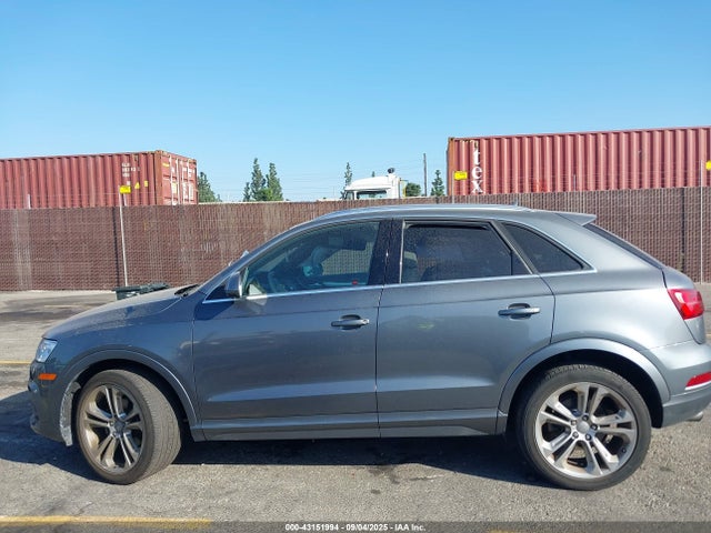 WA1HCCFS5HR011016 Audi Q3