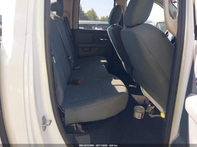 Продаж на аукціоні авто 2018 Ram 1500 Slt  4x4 6'4 Box, vin: 1C6RR7GG5JS120639, номер лоту: 43151998