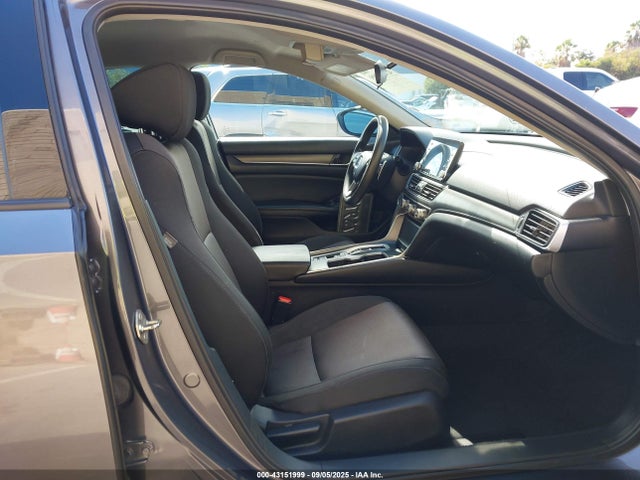 1HGCV3F12KA016134 Honda lfb2