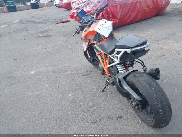 VBKV39407EM906365 KTM V-twin Rc8 Super Duke R