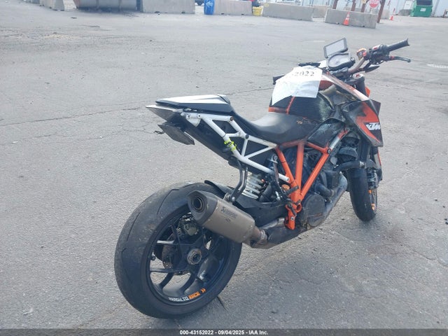 VBKV39407EM906365 KTM V-twin Rc8 Super Duke R