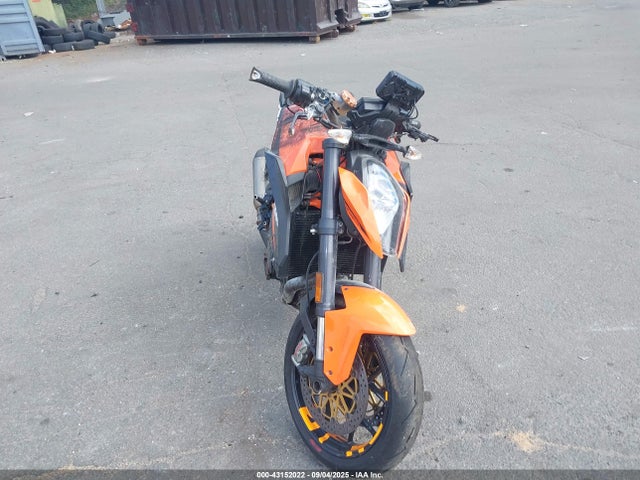 VBKV39407EM906365 KTM V-twin Rc8 Super Duke R