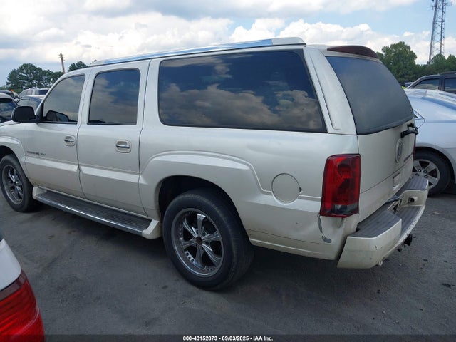 2004 CADILLAC ESCALADE ESV 3GYFK66N04G312860 Photo 2