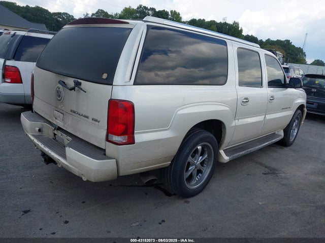 2004 CADILLAC ESCALADE ESV 3GYFK66N04G312860 Photo 3