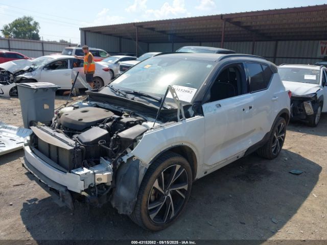 2020 VOLVO XC40 YV4162UM6L2279763 Photo 1