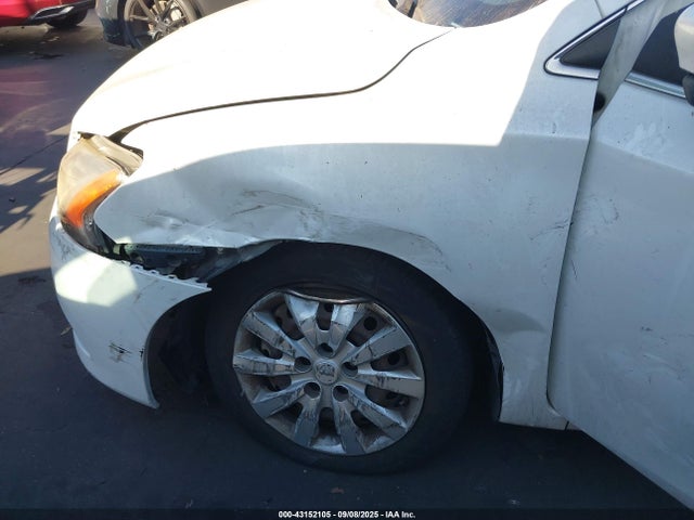 3N1AB7AP4EL618910 Nissan Sentra