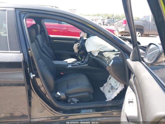 1HGCV1F30NA048588 Honda l15be
