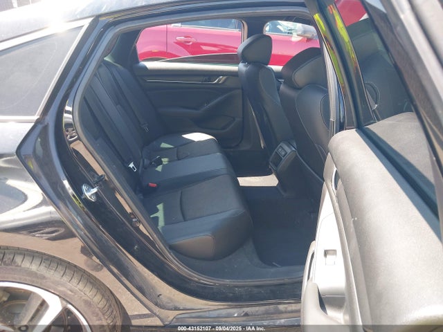 1HGCV1F30NA048588 Honda l15be