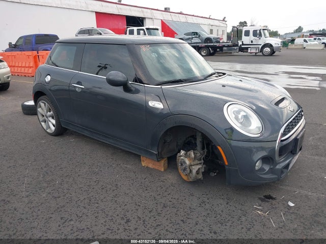 2015 MINI HARDTOP WMWXP7C57F2A40082 Photo 0