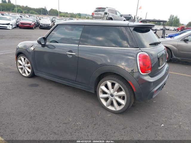 2015 MINI HARDTOP WMWXP7C57F2A40082 Photo 2