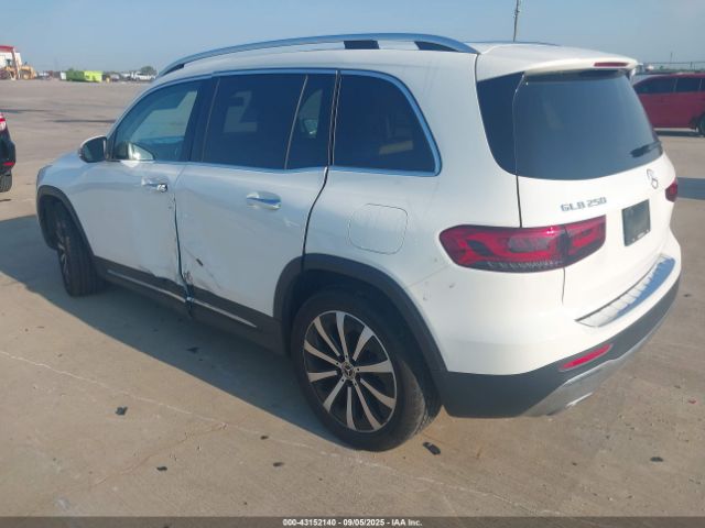 2022 MERCEDES-BENZ GLB 250 W1N4M4GB6NW185754 Photo 2