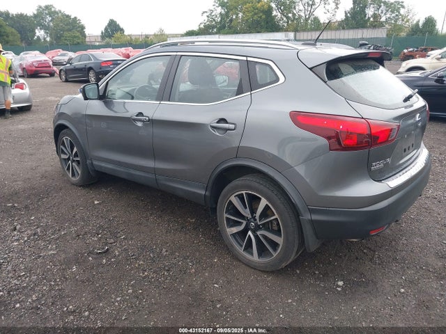 JN1BJ1CR3JW210745 Nissan 2018