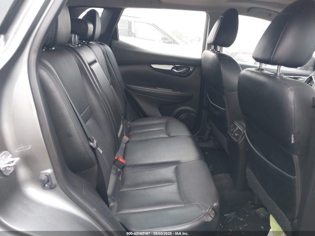 JN1BJ1CR3JW210745 Nissan 2018
