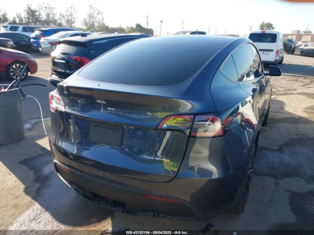 2023 TESLA MODEL Y 7SAYGDEE9PA112818 Photo 3