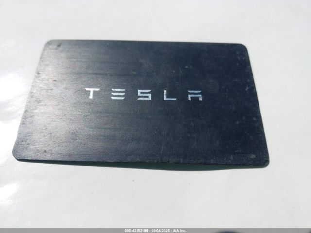 2024 TESLA MODEL Y 7SAYGDEE7RA222799 Photo 10