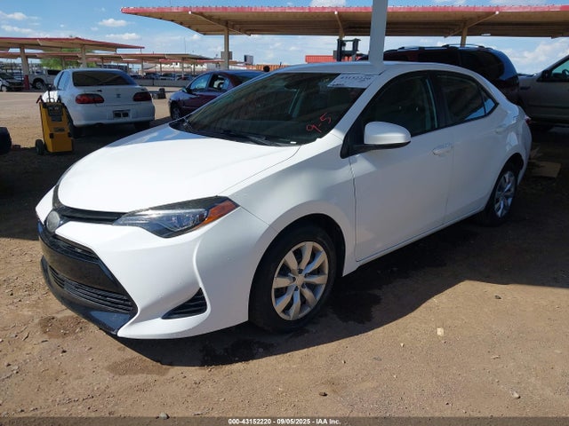 Toyota 2zr-fe 2018 5YFBURHE2JP747446 Image 2