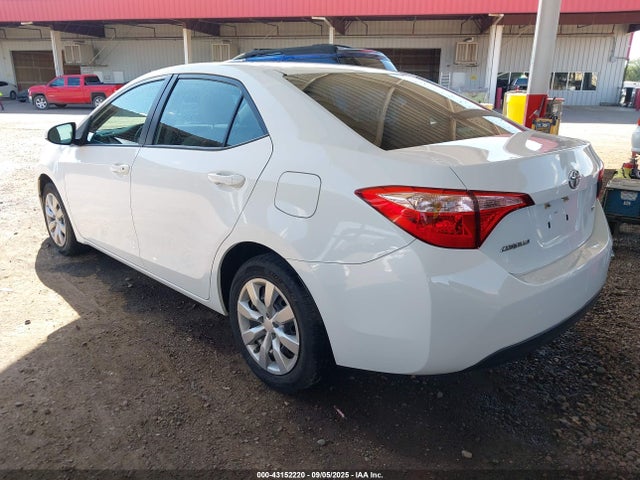 Toyota 2zr-fe 2018 5YFBURHE2JP747446 Image 3