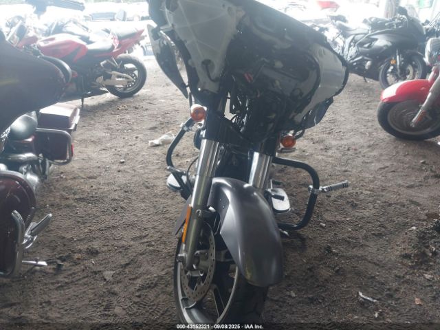 2015 HARLEY-DAVIDSON FLHX 1HD1KBM16FB648239 Photo 4