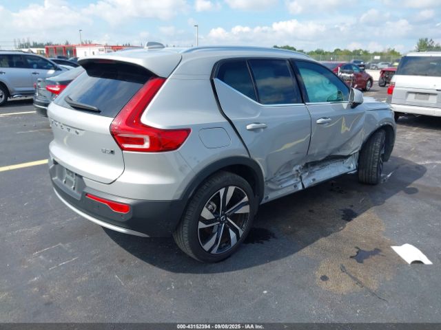 2024 VOLVO XC40 YV4L12UE8R2249821 Photo 3