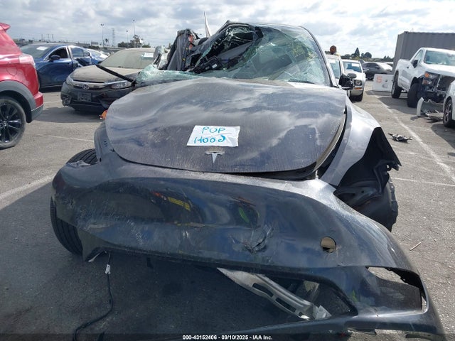 2024 TESLA MODEL Y 7SAYGDED2RF115749 Photo 5