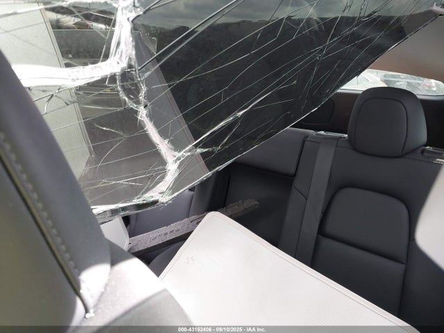 2024 TESLA MODEL Y 7SAYGDED2RF115749 Photo 7