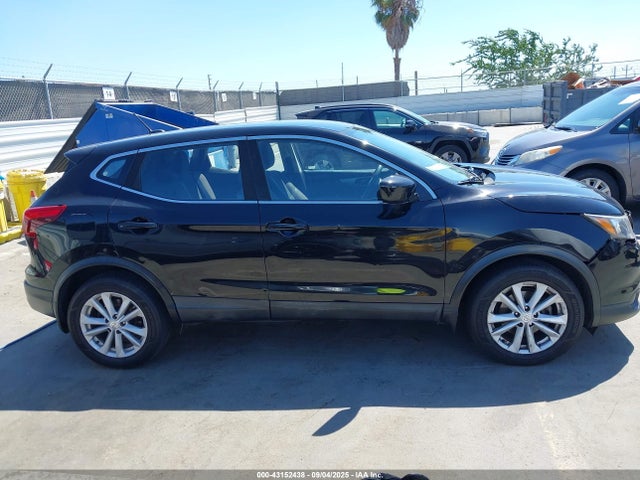 JN1BJ1CP5JW104683 Nissan ROGUE SPORT