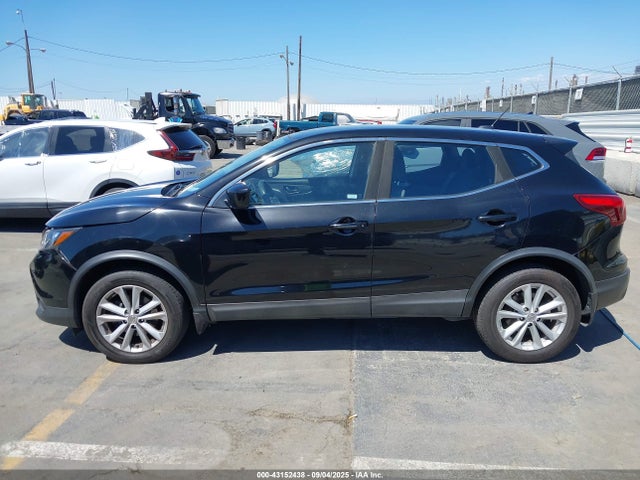 JN1BJ1CP5JW104683 Nissan ROGUE SPORT