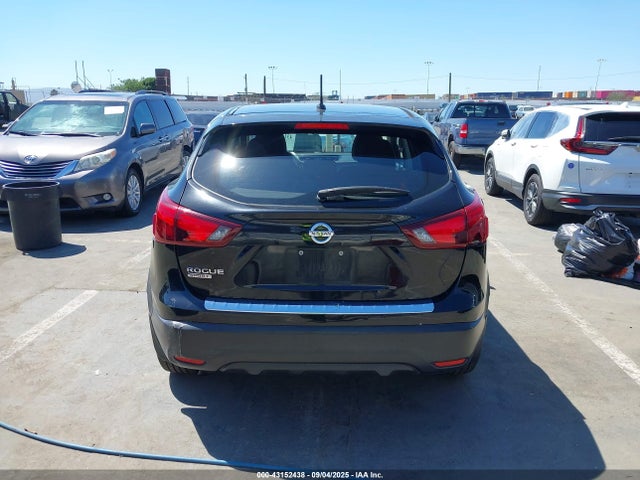 JN1BJ1CP5JW104683 Nissan ROGUE SPORT