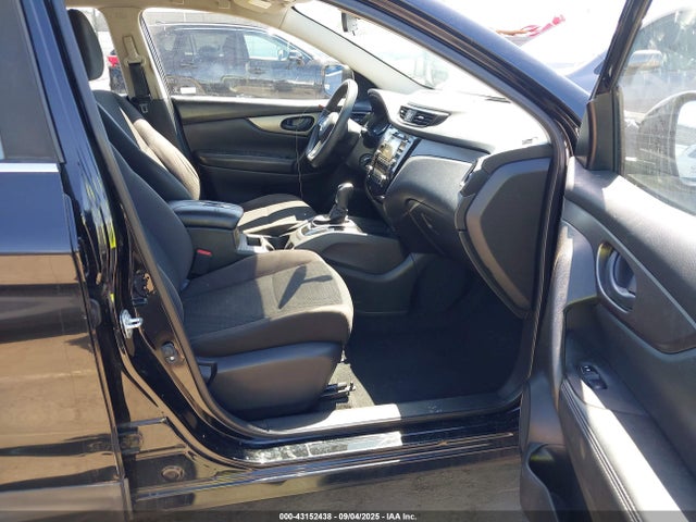 JN1BJ1CP5JW104683 Nissan ROGUE SPORT