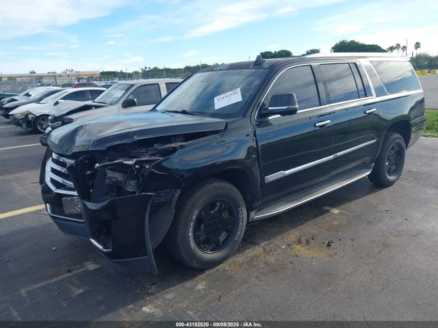 2015 CADILLAC ESCALADE ESV 1GYS3SKJXFR585203 Photo 1