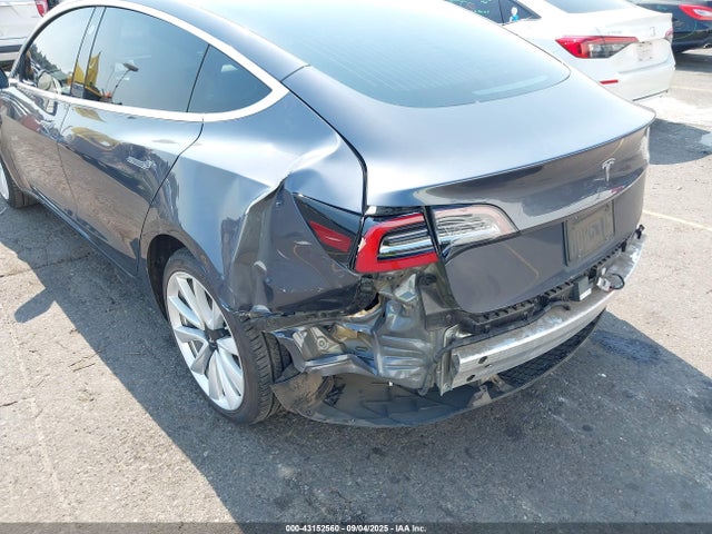 Tesla 2019 2019 5YJ3E1EA2KF432034 Image 20