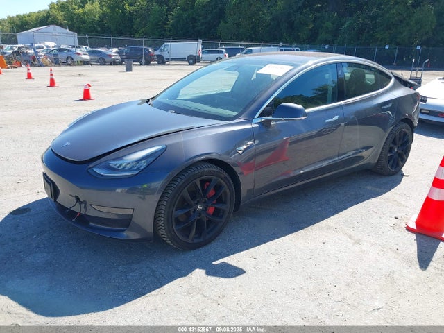 2018 TESLA MODEL 3 5YJ3E1EB3JF129013 Photo 1