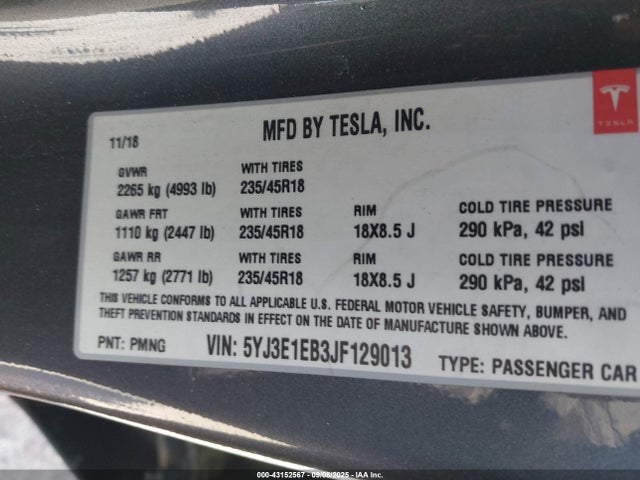 2018 TESLA MODEL 3 5YJ3E1EB3JF129013 Photo 8