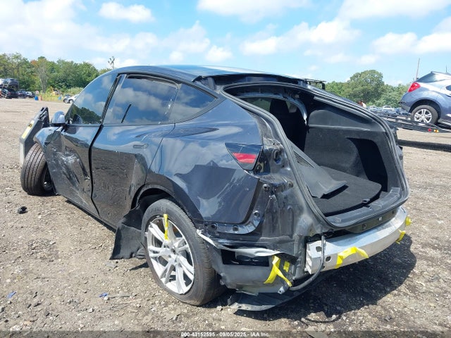 2024 TESLA MODEL Y 7SAYGDEE5RA225734 Photo 5