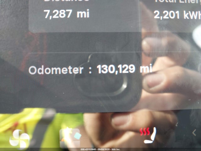 2021 TESLA MODEL Y 5YJYGDEE9MF173288 Photo 6