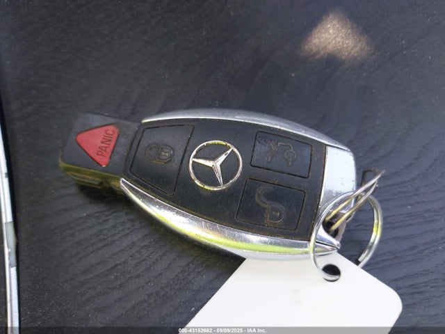 Mercedes-Benz C-Class 2016 WDDWF4KB1GR135899 Image 11