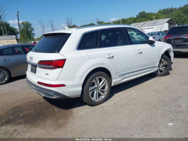 2020 AUDI Q7 WA1LXAF79LD002825 Photo 3