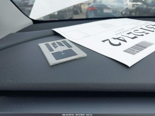 2023 TESLA MODEL Y 7SAYGDEE5PA041200 Photo 10