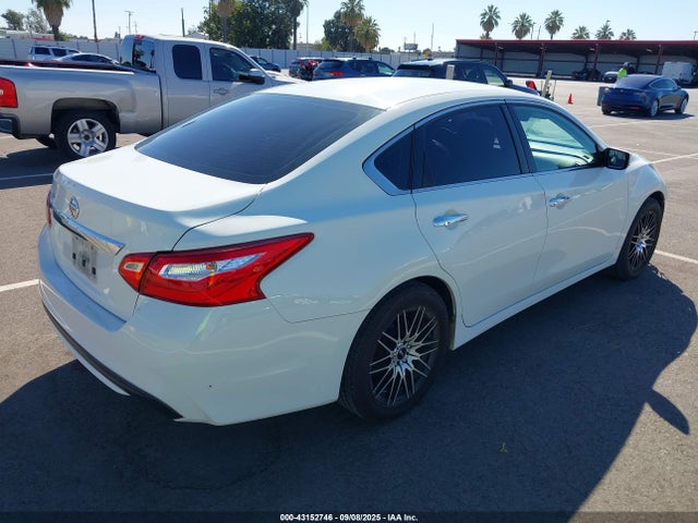 1N4AL3AP4GC239574 Nissan 2016