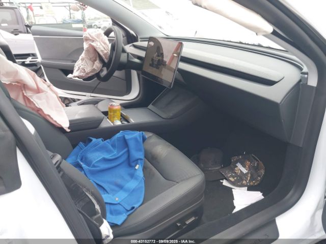 2024 TESLA MODEL 3 5YJ3E1EA4RF782498 Photo 4