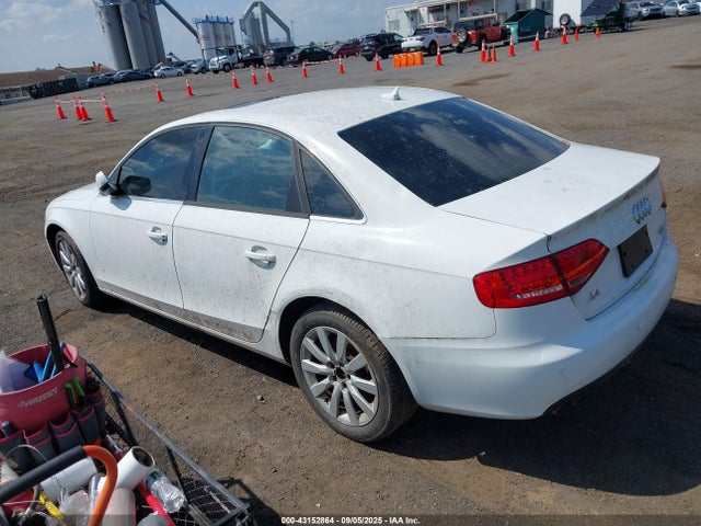2010 AUDI A4 WAUFFAFL1AN041481 Photo 2