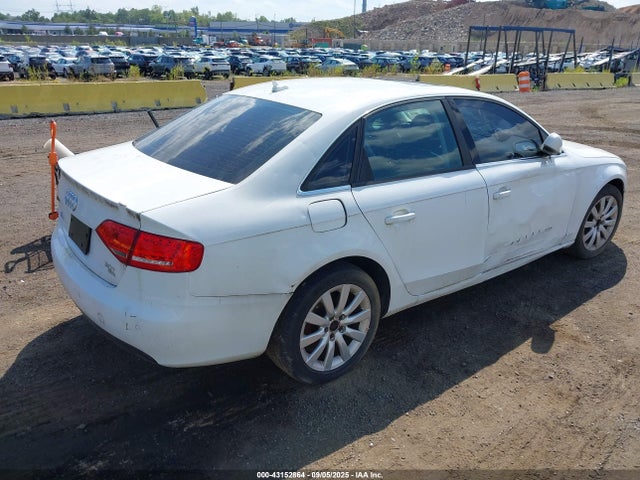 2010 AUDI A4 WAUFFAFL1AN041481 Photo 3